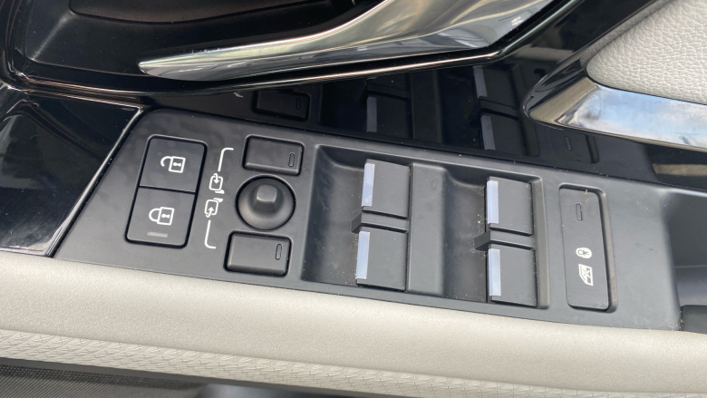 Land Rover Range Rover Evoque 1.5 P300e Evoque Edition 5dr Auto Hatchback